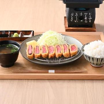 黒毛和牛カツサーロイン定食【Black Cow Wagyu Beef Cutlet Sirloin Set Meal】