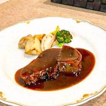 牛タンシチュー