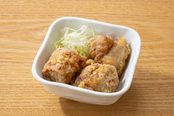 鶏の唐揚げ3個