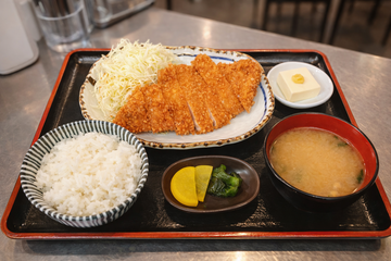 三元豚ロースカツ弁当