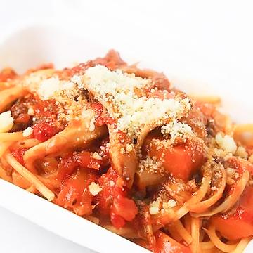 キノコ入りミートソース