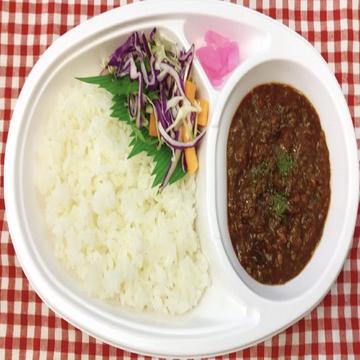 じっくり煮込んだ無水キーマカレー