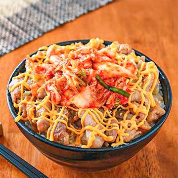 キムチーズにんにく醤油豚丼並(お肉200g)