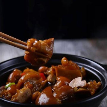 土鍋豚足煮込み定食