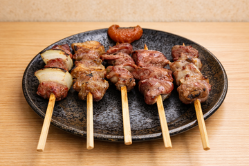 もつ焼き・やきとり5本盛り合わせ(塩)