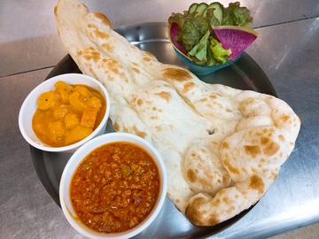 #4 2カレーサラダ付きセット 2Curry + Salad + Nan or Rice