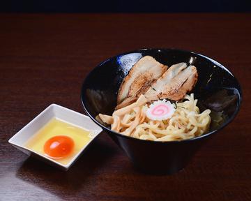 蘭王月見油そば