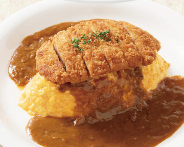 ロースカツのカレーオムライス