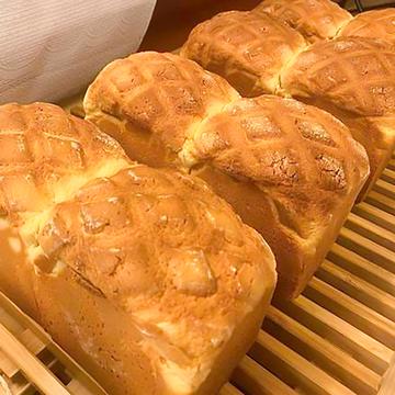 一本 米粉のメロン食パン