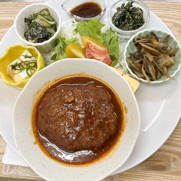 日替わりお肉弁当