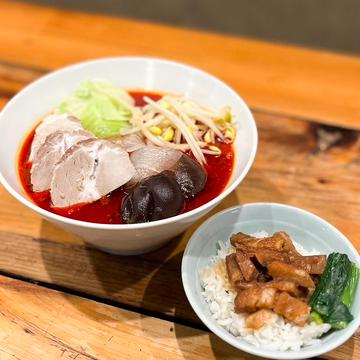 厚切り焼豚とスタンダードトッピング麻辣湯(スープ春雨)+ミニ焼豚丼セット