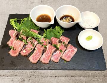 黒毛和牛のタタキ 二種のソース添え