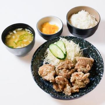 鶏もも唐揚げ定食