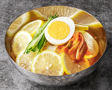名物！盛岡式自家製檸檬冷麺