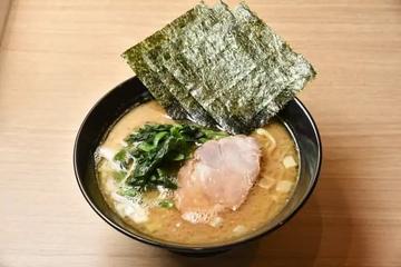 【定番】家系ラーメン
