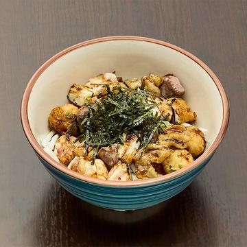 焼鳥丼(並)ごはん180g