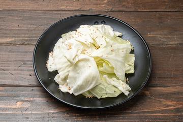 キャベツの塩タレ