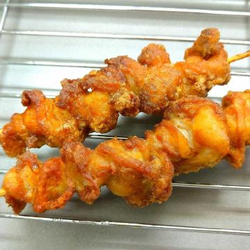 とり皮串のからあげ 1本