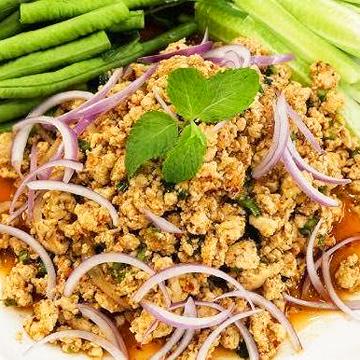 ラープ ガイ(鶏挽き肉のサラダ) 