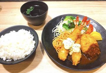 エビフライ＆クリームコロッケ弁当/Fried Shrimps And Cream Croquette Lunch Box