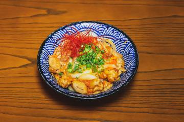 炭火焼きモモ肉の親子丼
