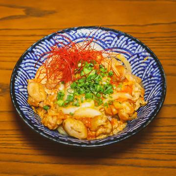 炭火焼きモモ肉の親子丼