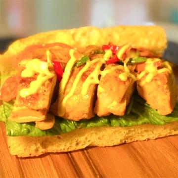 ケイジャンチキンサンドウィッチ  Cajun Chicken Sandwich