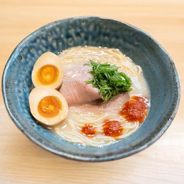 味玉とんこつラーメン