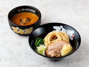 にんにくつけ麺(チャーシュー1枚・薬味ネギ・ホウレン草・おろしニンニク)