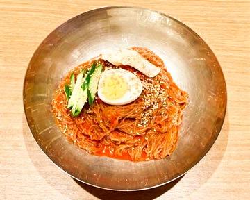 ビビン冷麺 Spicy Buckwheat Noodles