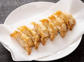 ひとくち揚げぎょうざ(3個入り)