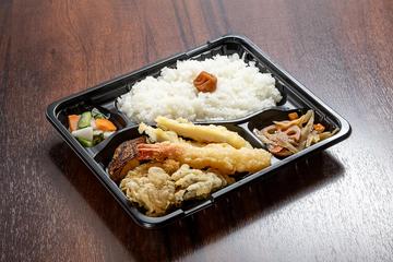 天麩羅幕の内弁当