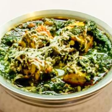 手作りチーズサグカレー/Tedukuri cheese sag curry