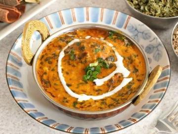 メーティチキンカレー とナンのセットMethi Chicken Curry