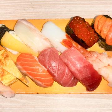 ウニ特上寿司