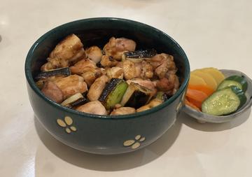 ～香り贅沢 炭火焼～炭火やきとり丼