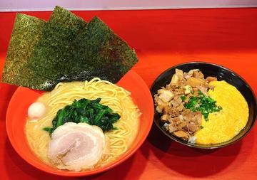 ラーメン+豚飯