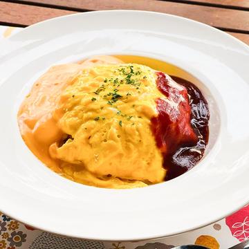 フワトロタマゴのオムライス～特製ソース+チーズソース～
