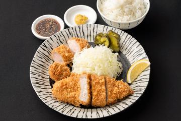 【ご飯またはキャベツ大盛り無料！】ロースとんかつ×ヒレかつ弁当