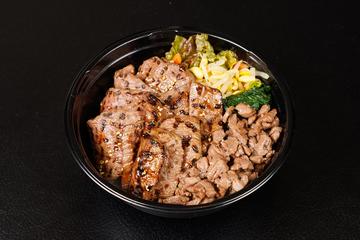 ロース・カルビ・刻みタン塩弁当 肉増し(1.5 倍盛)