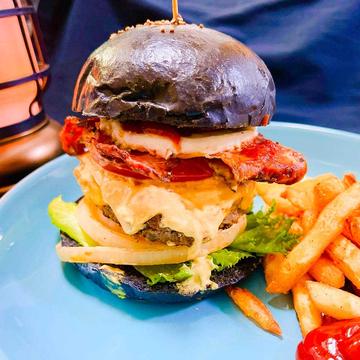 ベーコンエッグバーガーセット(ポテト+ドリンクセット)