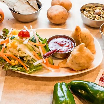 サモサ2P＆サラダ Samosa (2 Pieces) ＆ Salad