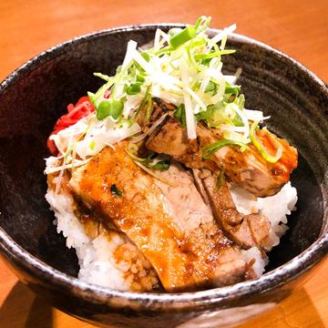 千葉県発！名物炙りチャーシュー丼