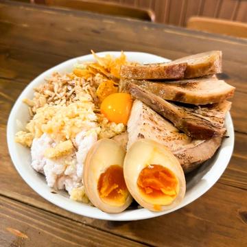 豚油伝特製まぜそば
