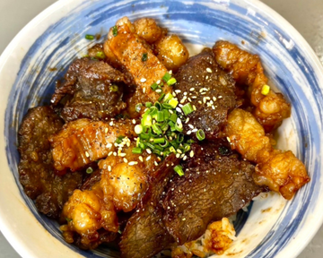 名物！雅焼きホル丼 ご飯大盛り