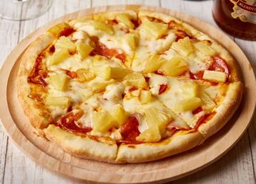 ハワイアンピザ Hawaiian pizza