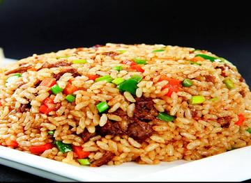 牛バラ炒飯(牛小肉炒)