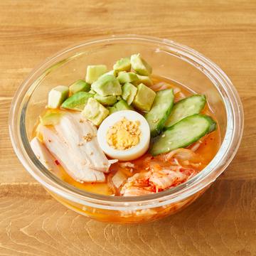 アボカドのせ盛岡冷麺 Morioka Cold Noodles with Avocado