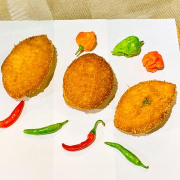 辛さの食べ比べカレーパン