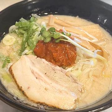 辛口豚骨ラーメン